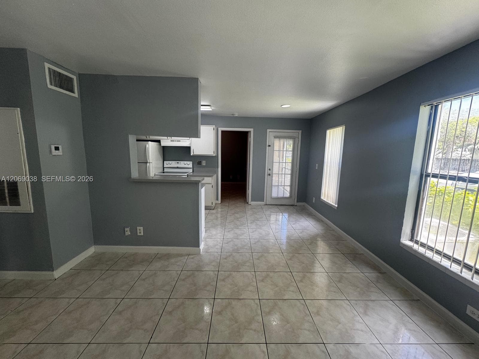8793 NW 39th St # 7 blgd, Sunrise, FL 33351 photo 4
