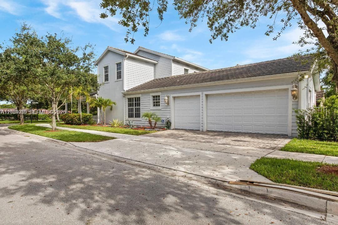 4762 Lakeside Ter, Davie, FL 33314 photo 5