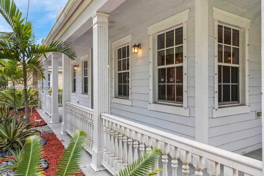 4762 Lakeside Ter, Davie, FL 33314 photo 4