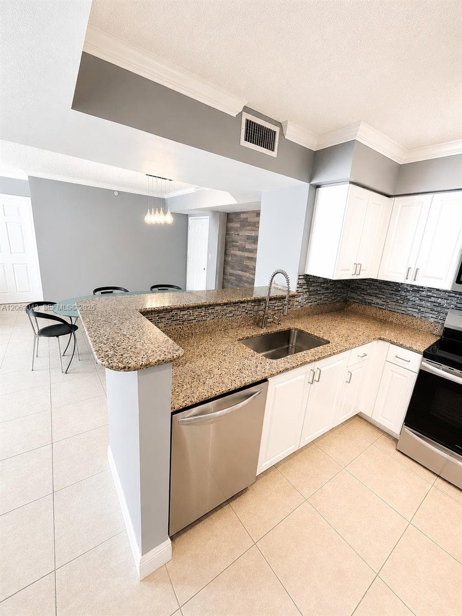 1155 Brickell Bay Dr # 2504, Miami, FL 33131 photo 5