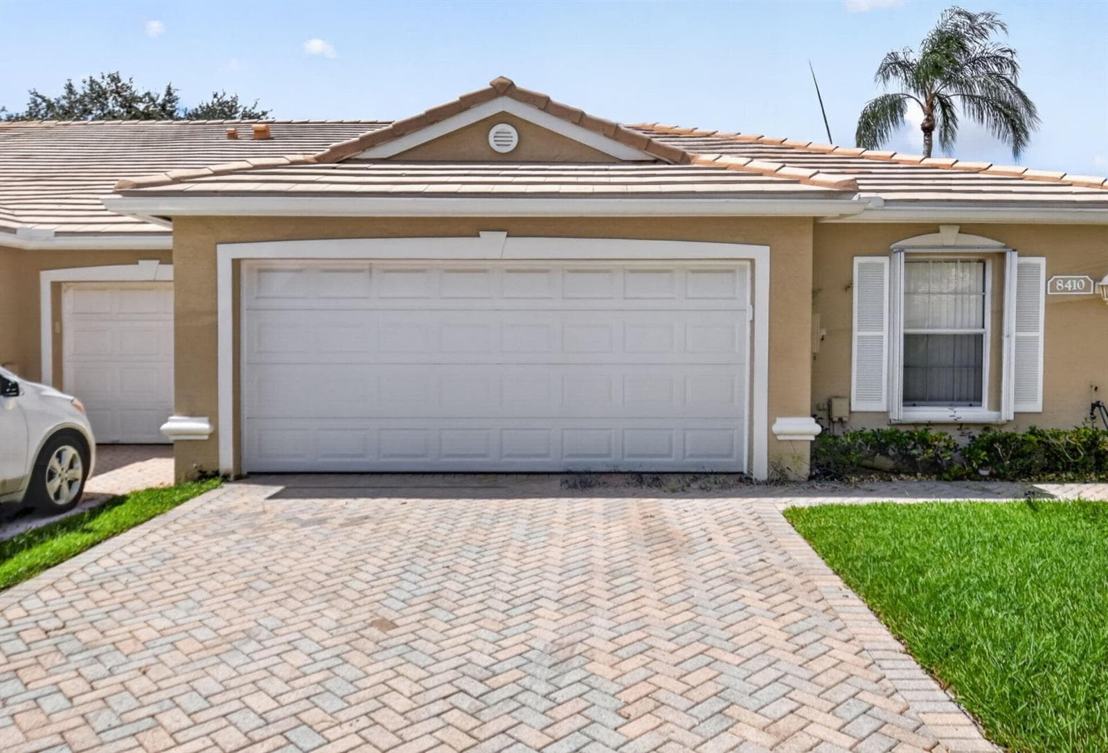 8410 Cargill Point, West Palm Beach, FL 33411 photo 2