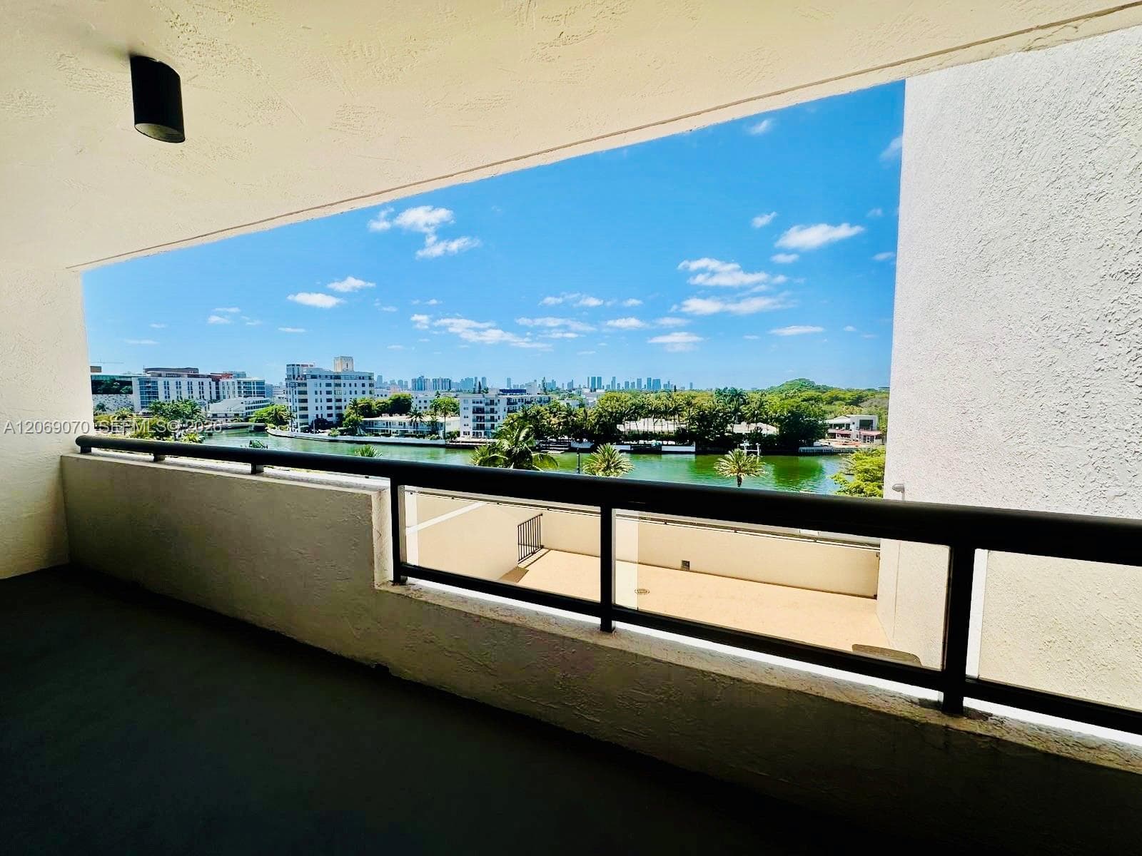 2555 Collins Ave # 704, Miami Beach, FL 33140 photo 2