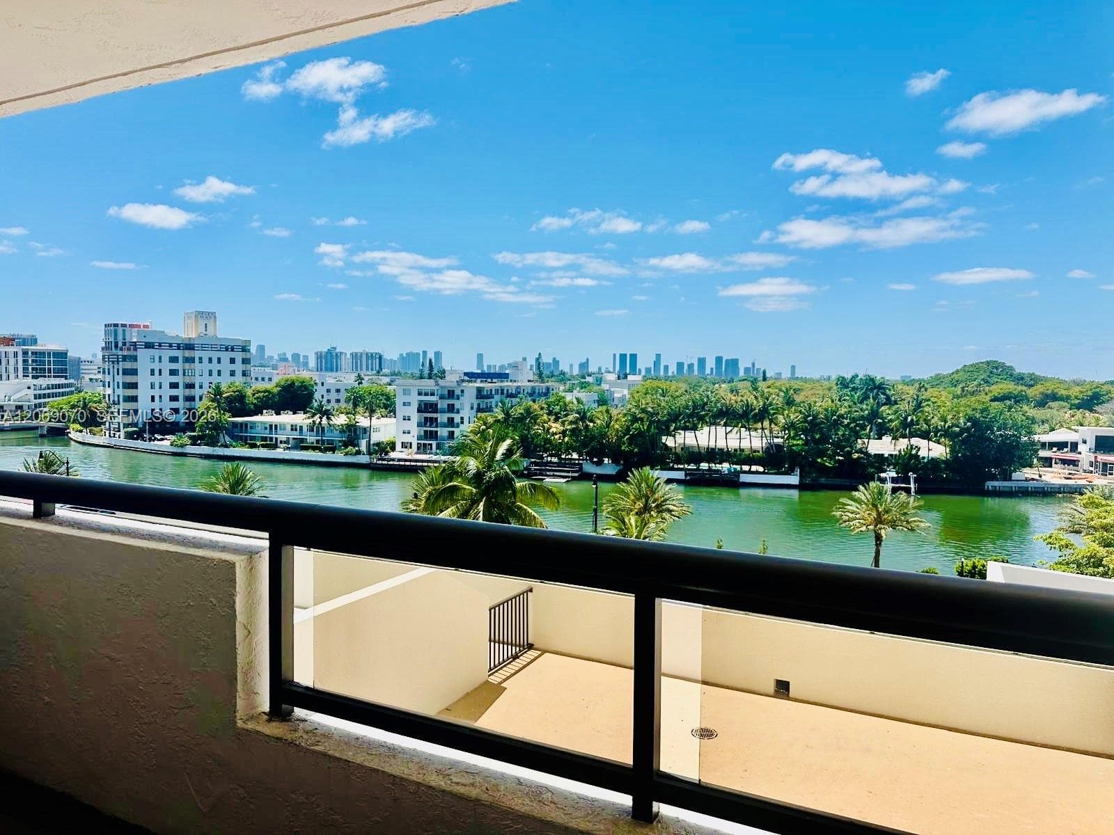 2555 Collins Ave # 704, Miami Beach, FL 33140