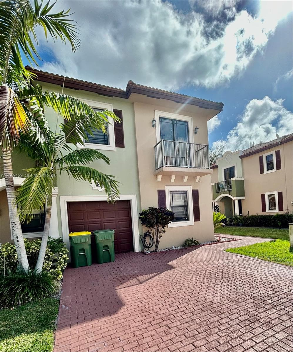 607 NE 35th Ave # 607, Homestead, FL 33033 photo 3