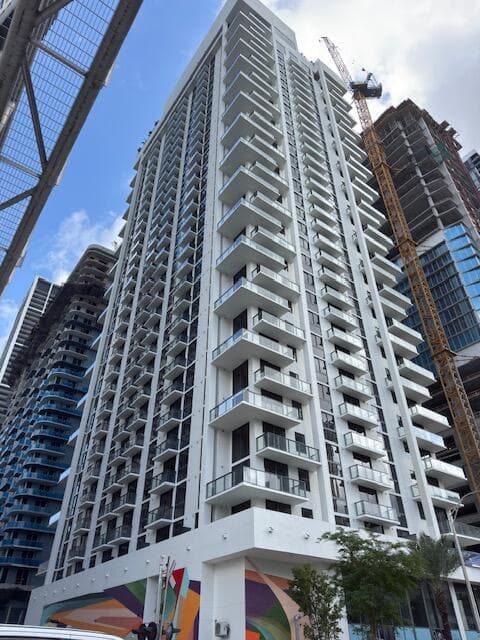11 NE 6TH Street # 2215, Miami, FL 33132 photo 2