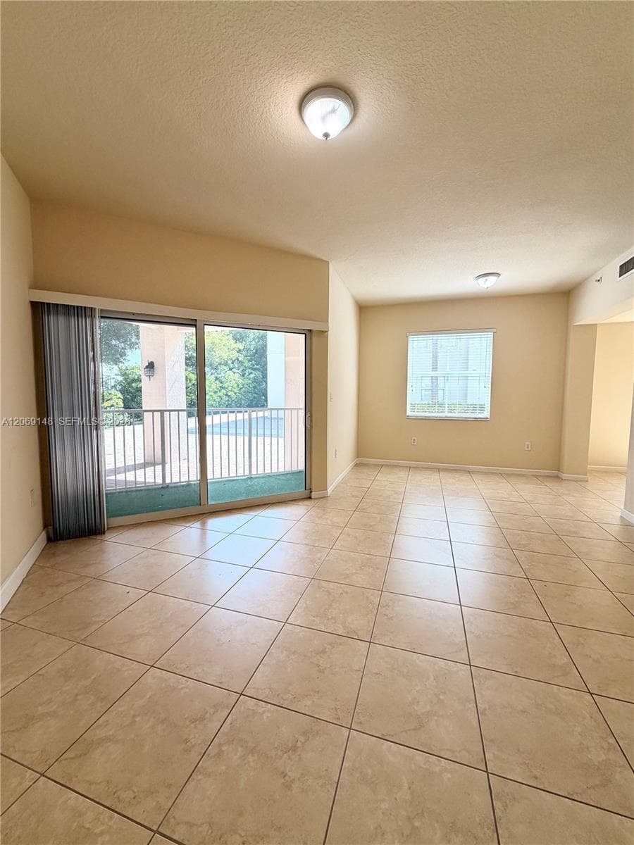 11603 NW 89th St # 109, Doral, FL 33178 photo 4