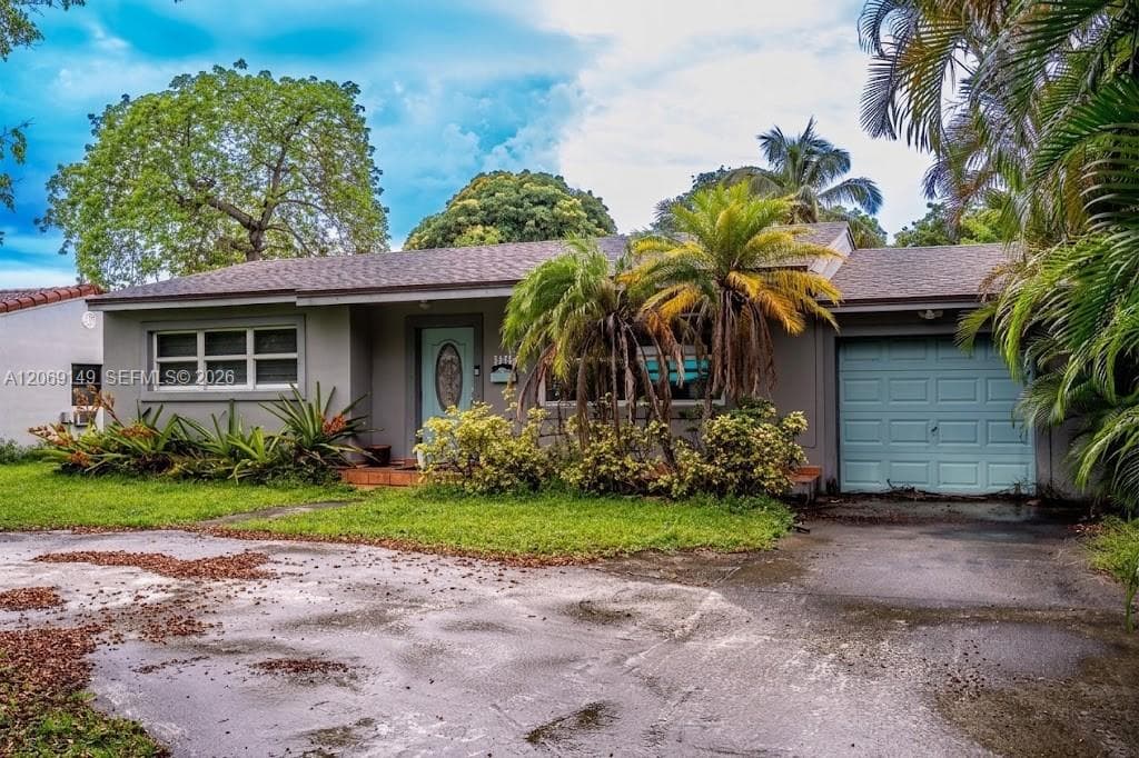 2842 Jackson St, Hollywood, FL 33020 photo 2