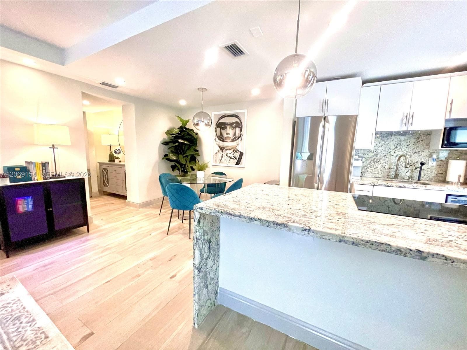 626 Meridian Ave # 1, Miami Beach, FL 33139 photo 4