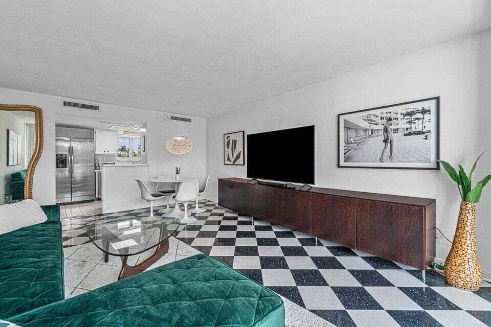 2505 S OCEAN Boulevard # 303, Palm Beach, FL 33480 photo 5