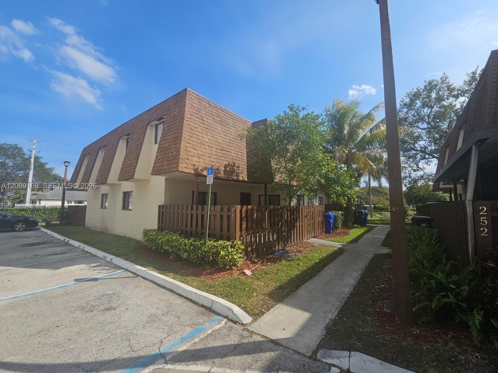 253 San Remo Blvd # 253, North Lauderdale, FL 33068 photo 2