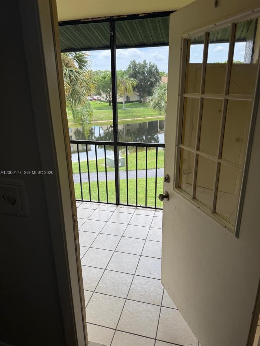 529 Shady Pine Way # B2, Green Acres, FL 33415 photo 4
