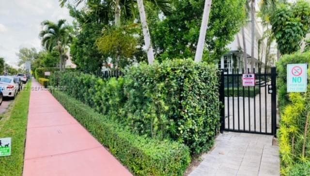 1211 Euclid Ave # 7, Miami Beach, FL 33139 photo 2