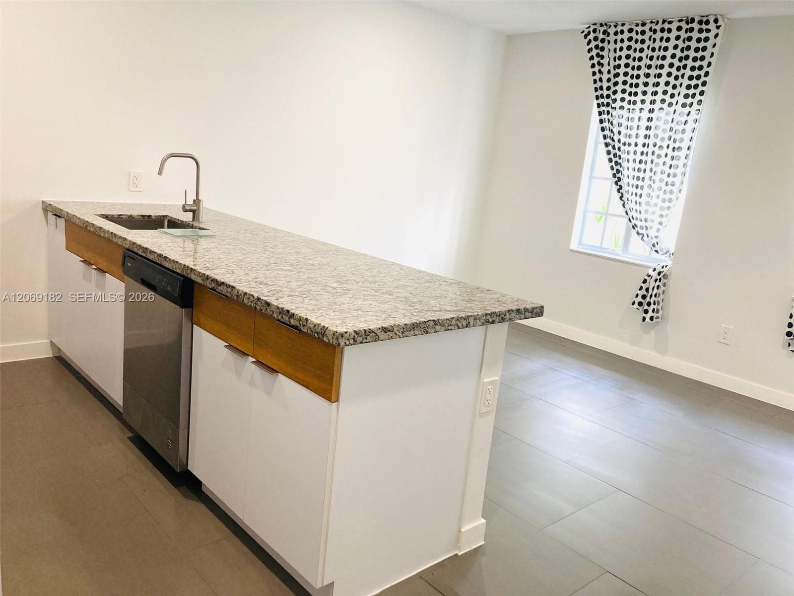 1211 Euclid Ave # 7, Miami Beach, FL 33139 photo 5