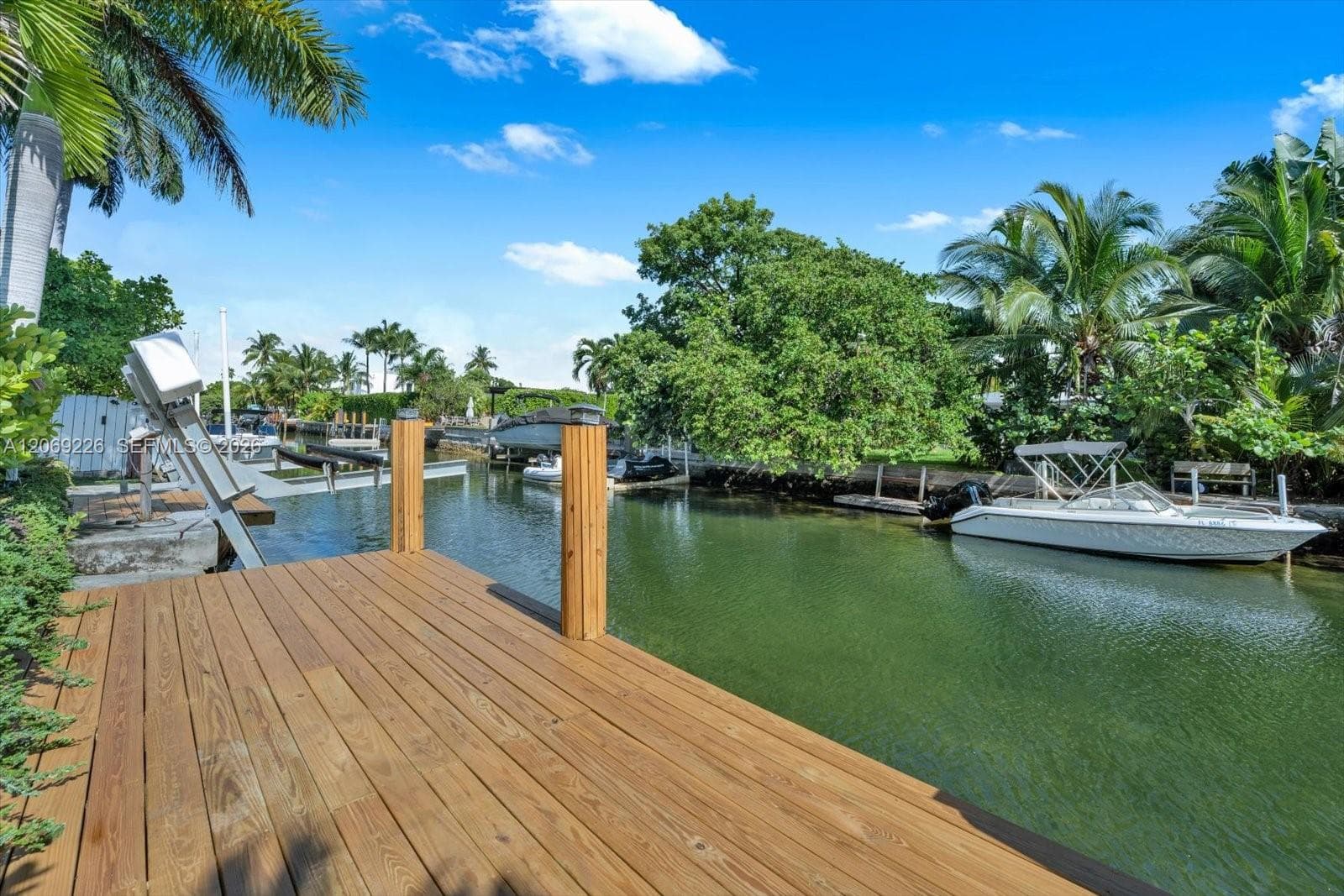 1777 Daytonia Rd, Miami Beach, FL 33141 photo 3