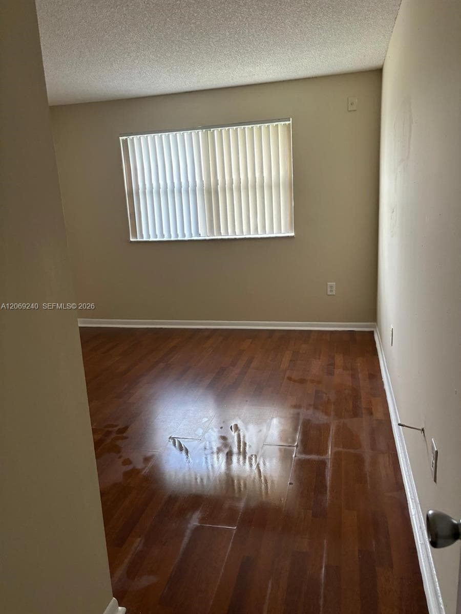 7200 NW 179th St # 310, Hialeah, FL 33015 photo 4