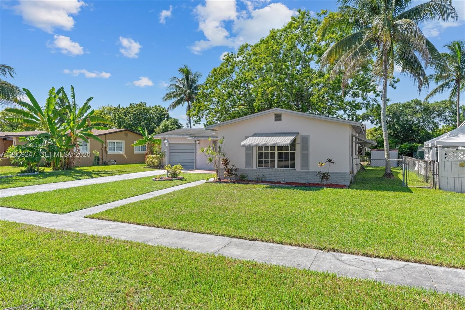 6840 SW 10th Ct, North Lauderdale, FL 33068 photo 2