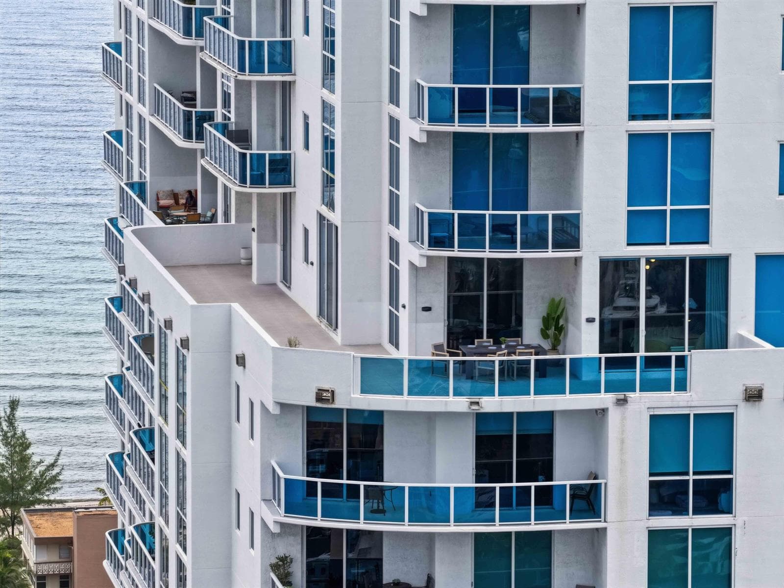 1945 S OCEAN Drive # 2408, Hallandale Beach, FL 33009 photo 4