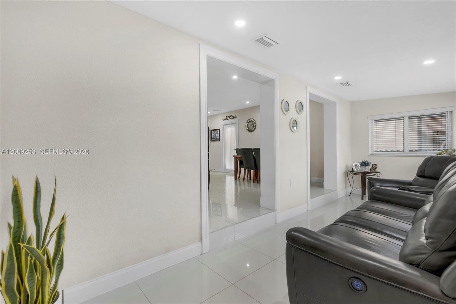 142 W 35th St, Hialeah, FL 33012 photo 4