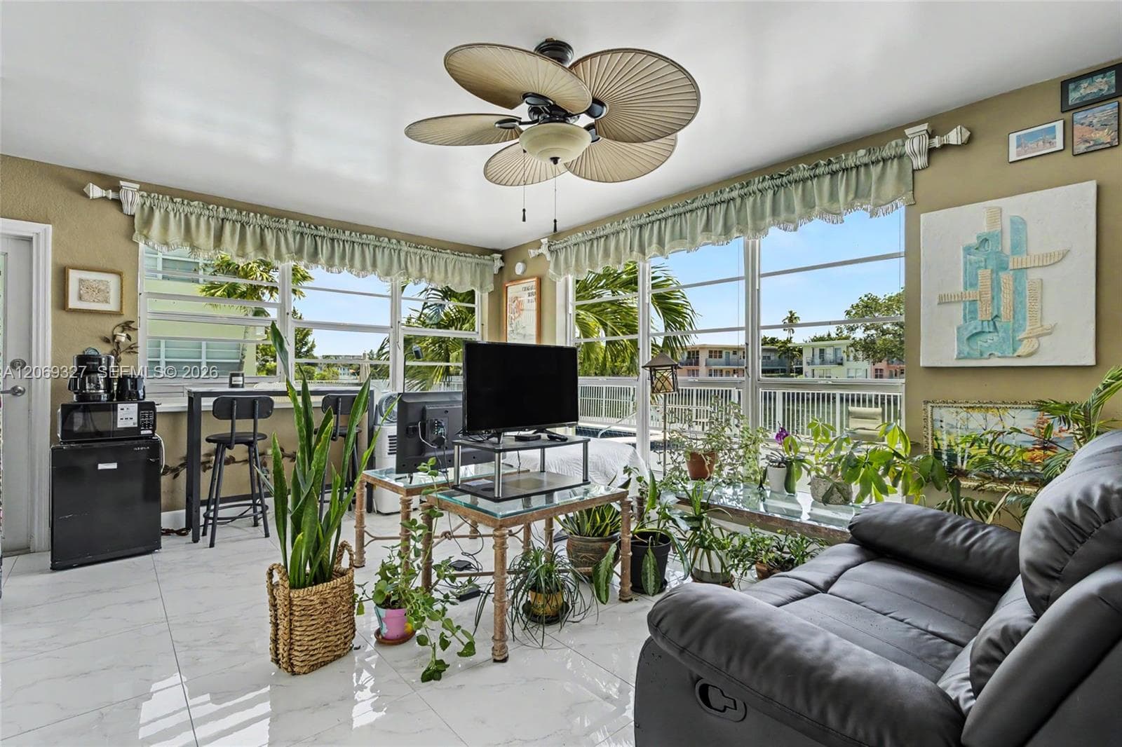 350 S Shore Dr # 15, Miami Beach, FL 33141 photo 2