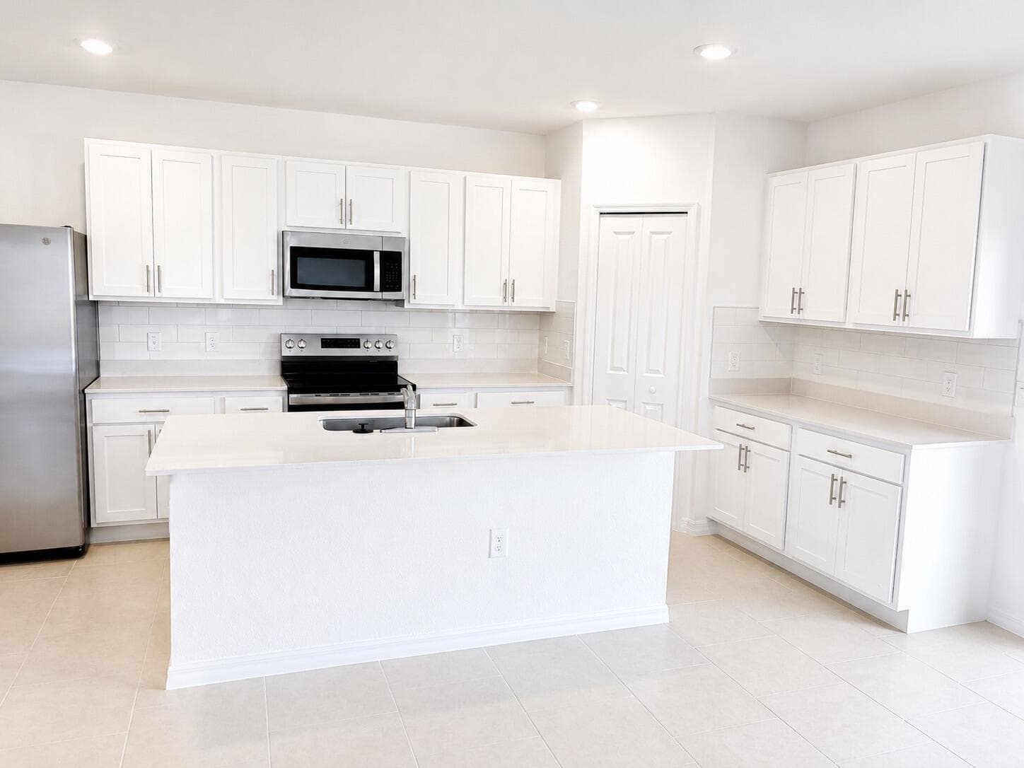 16024 PALOS VERDES Street, Punta Gorda, FL 33982 photo 2