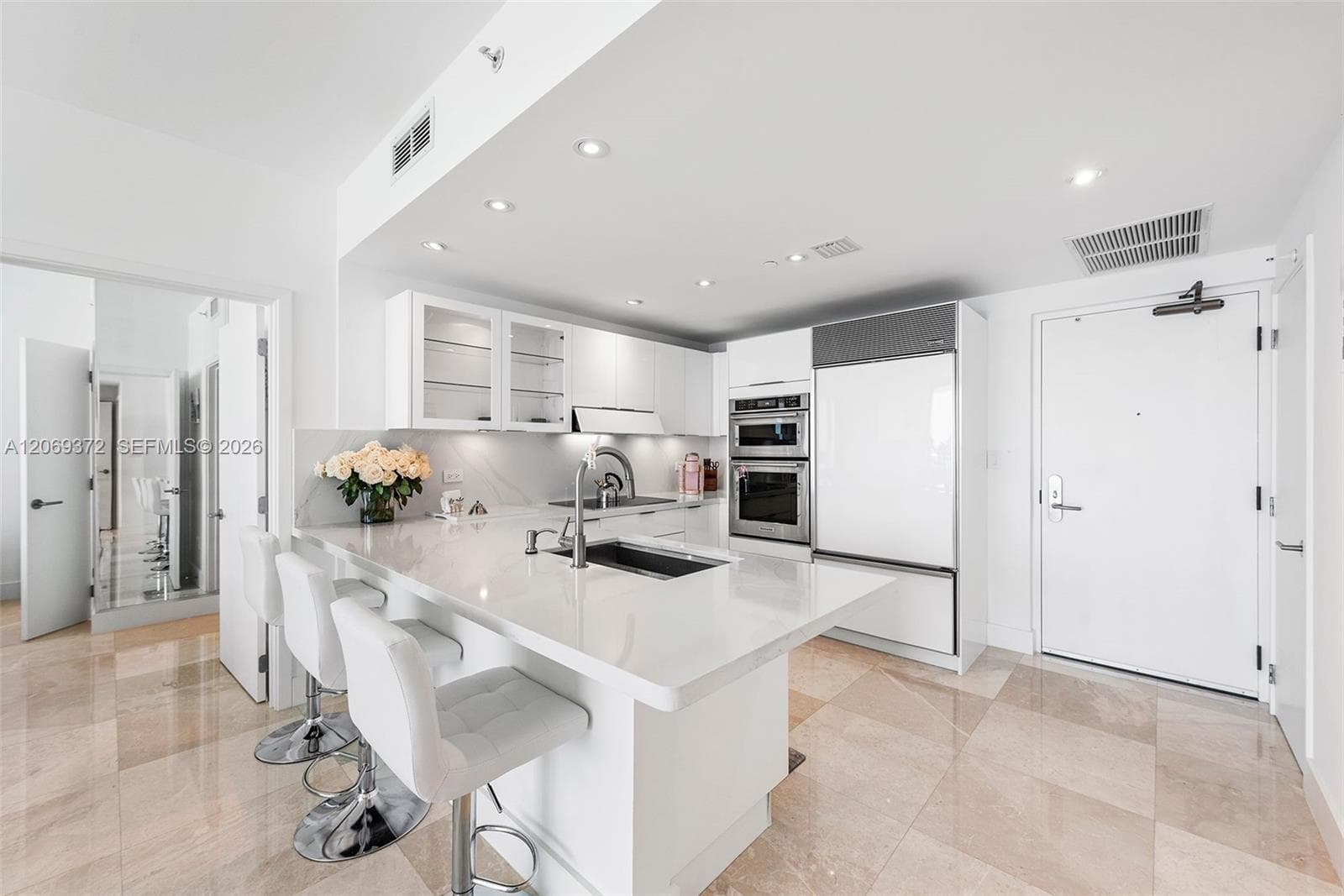6799 Collins Ave # 804, Miami Beach, FL 33141 photo 4