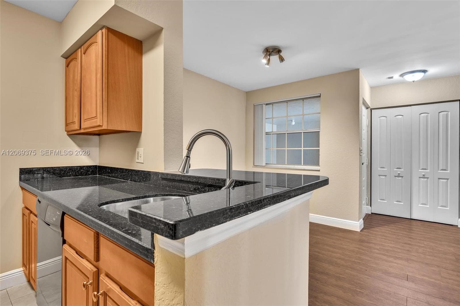 2850 N Oakland Forest Dr # 208, Oakland Park, FL 33309 photo 3