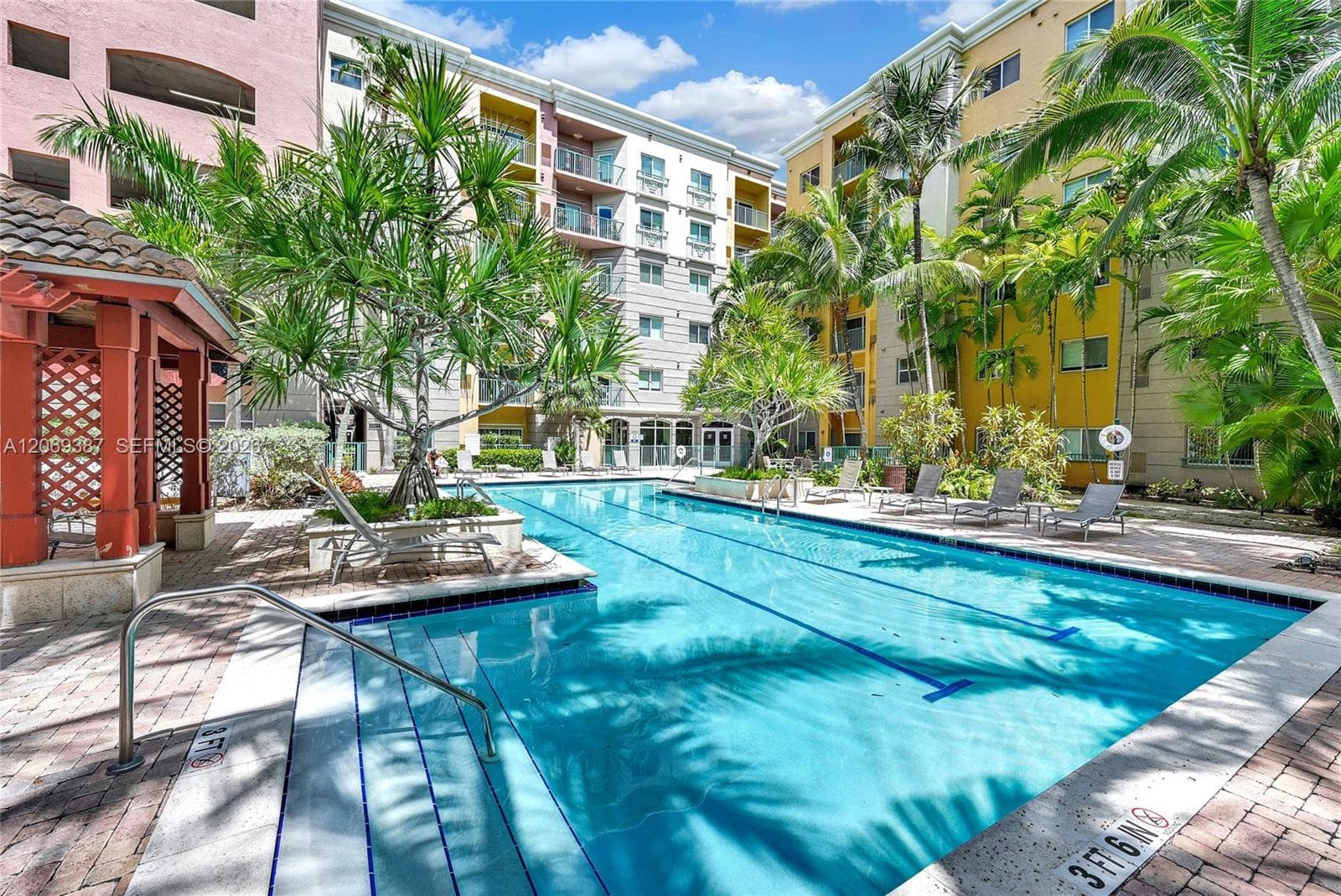 6001 SW 70th St # 227, South Miami, FL 33143 photo 2