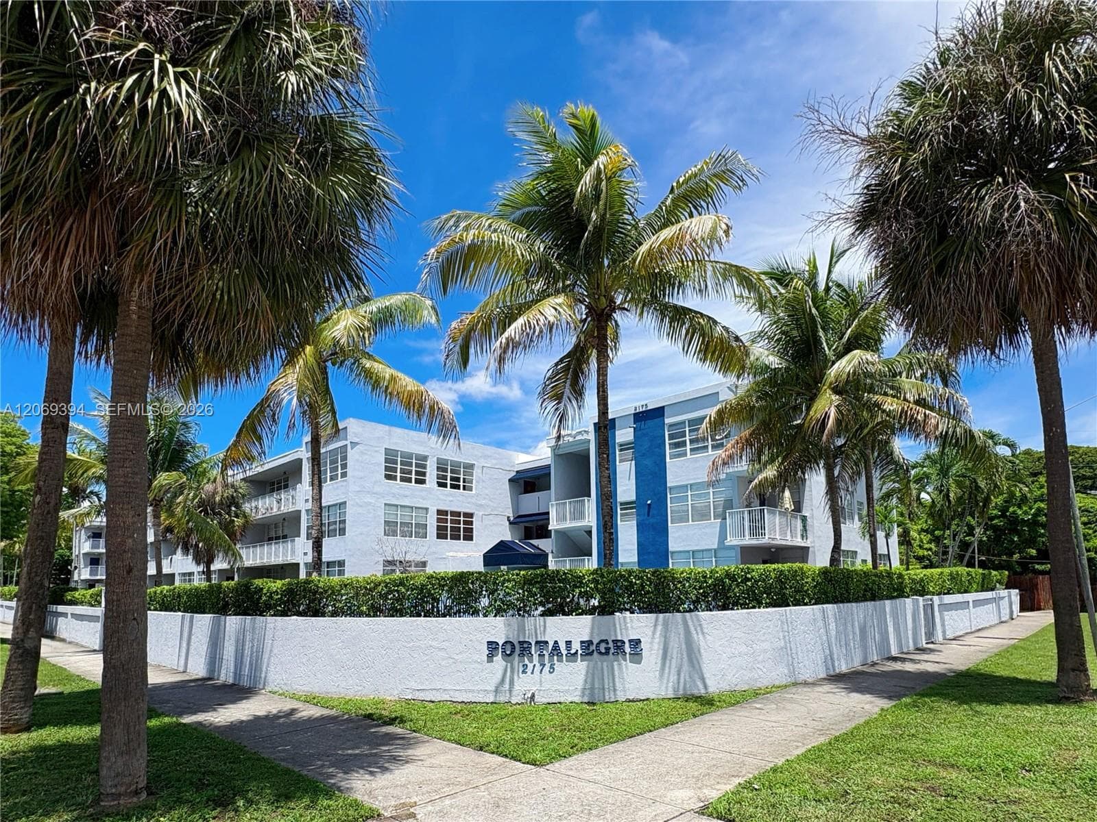 2175 NE 170th St # 104, North Miami Beach, FL 33162