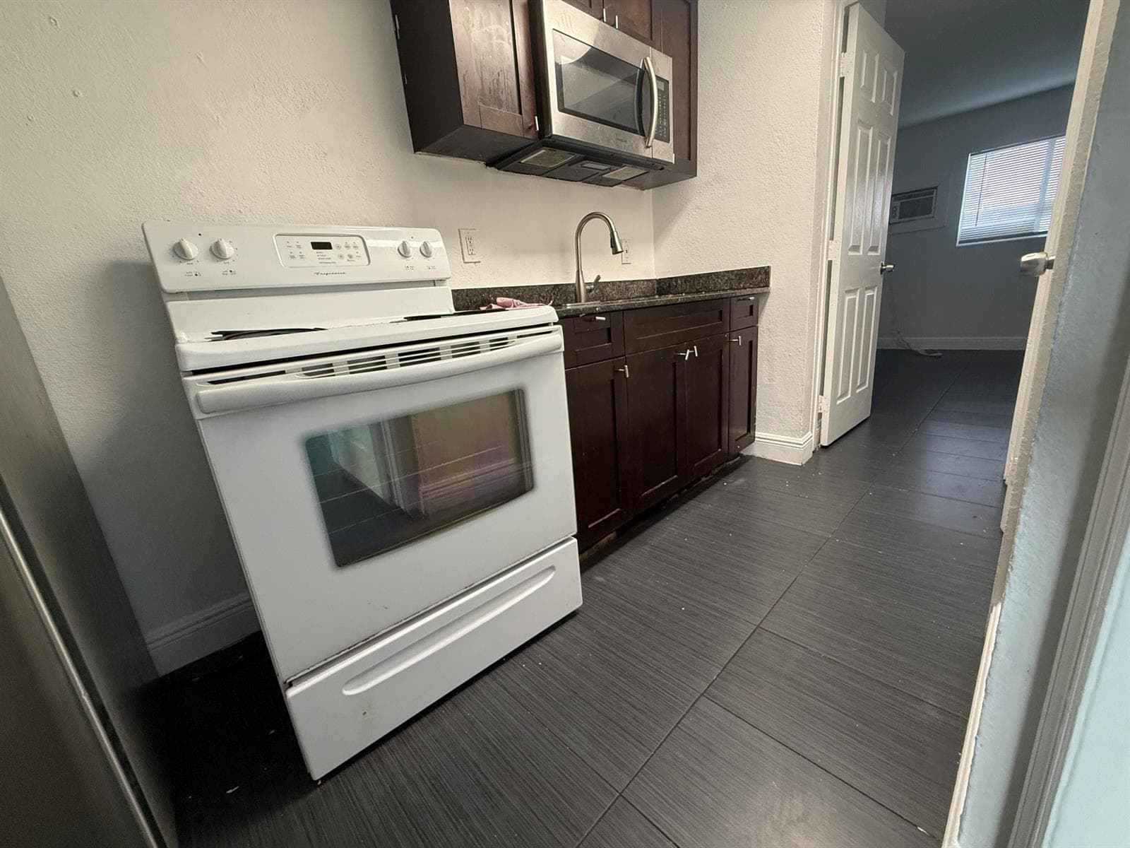 37 SW 14th Street # 9, Dania Beach, FL 33004 photo 3