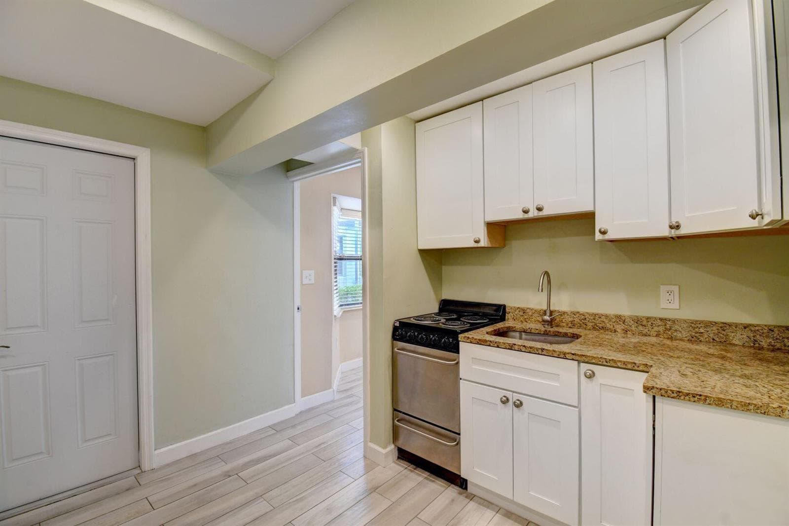 1316 DATE PALM Drive # Rear, Lantana, FL 33462 photo 2