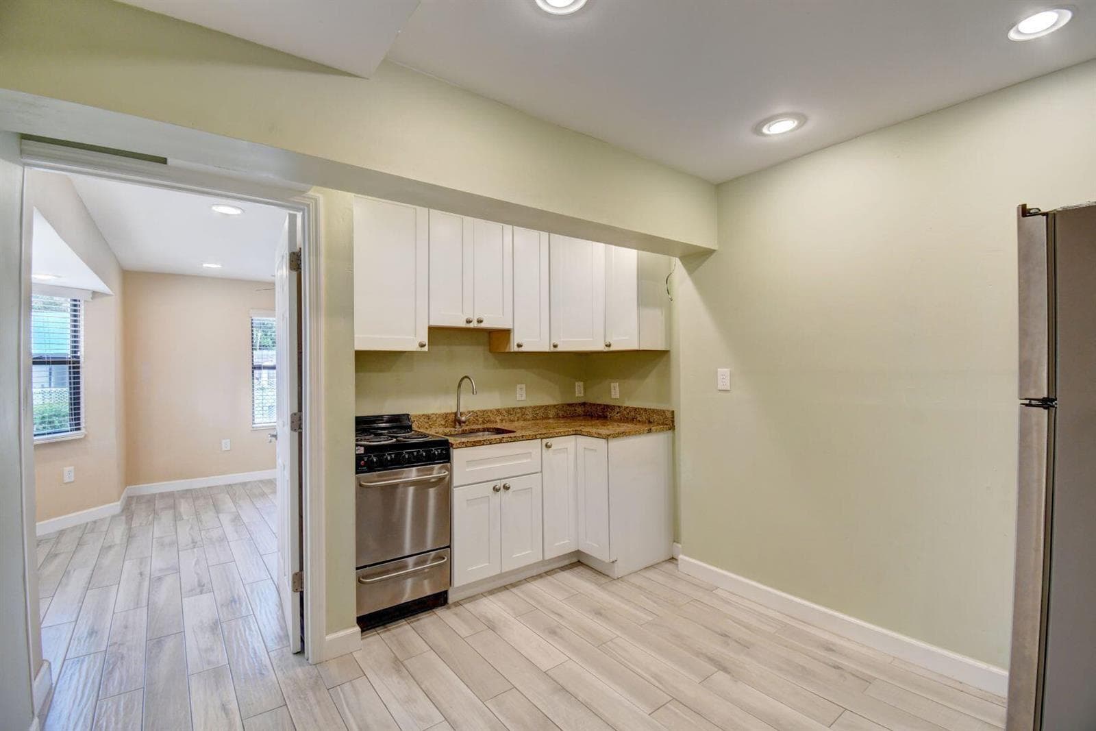 1316 DATE PALM Drive # Rear, Lantana, FL 33462 photo 3