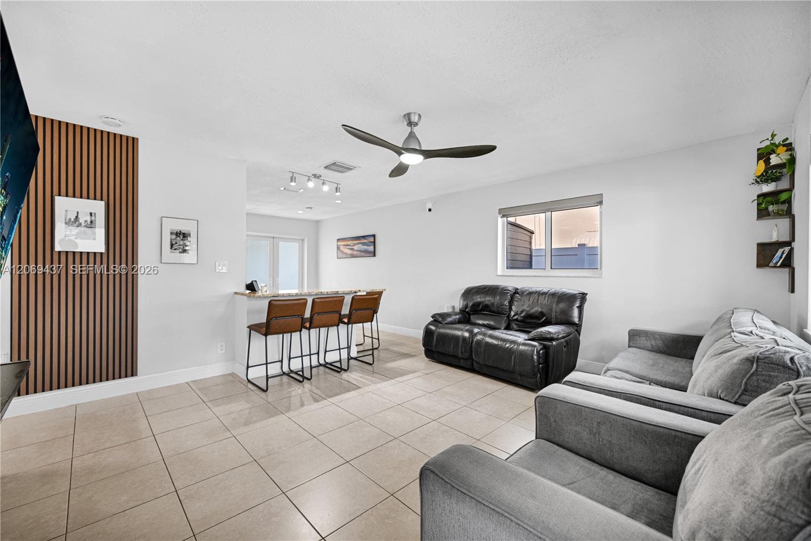 2710 NW 54th St, Tamarac, FL 33309 photo 3