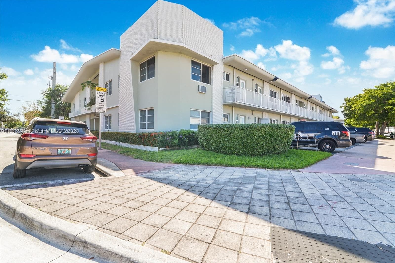 6930 Rue Versailles # 18, Miami Beach, FL 33141 photo 3