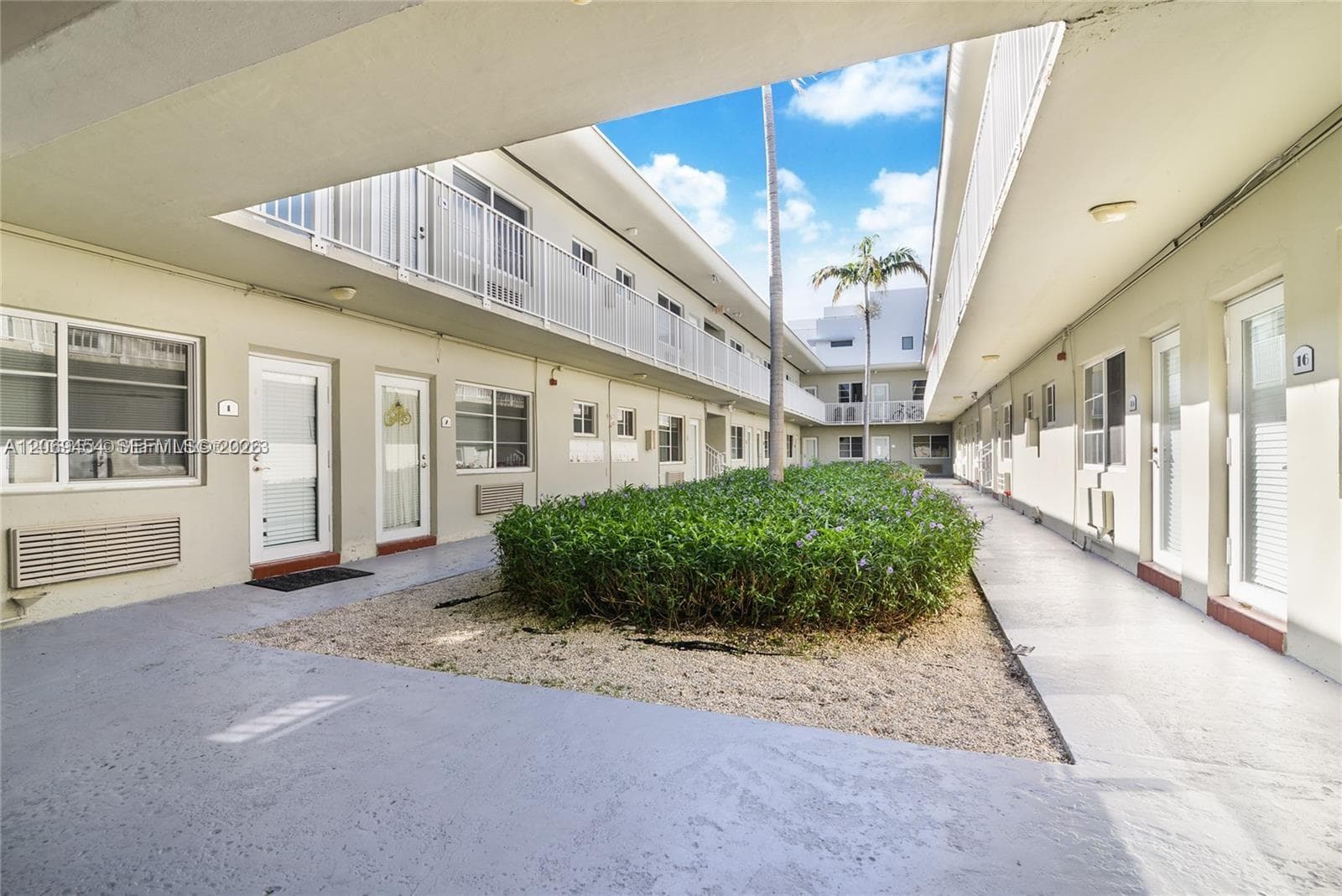 6930 Rue Versailles # 18, Miami Beach, FL 33141 photo 5