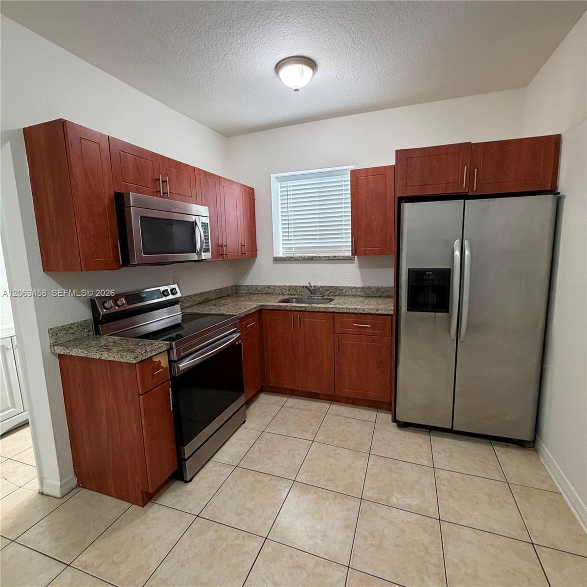 1021 NW 3rd St # 208, Miami, FL 33128