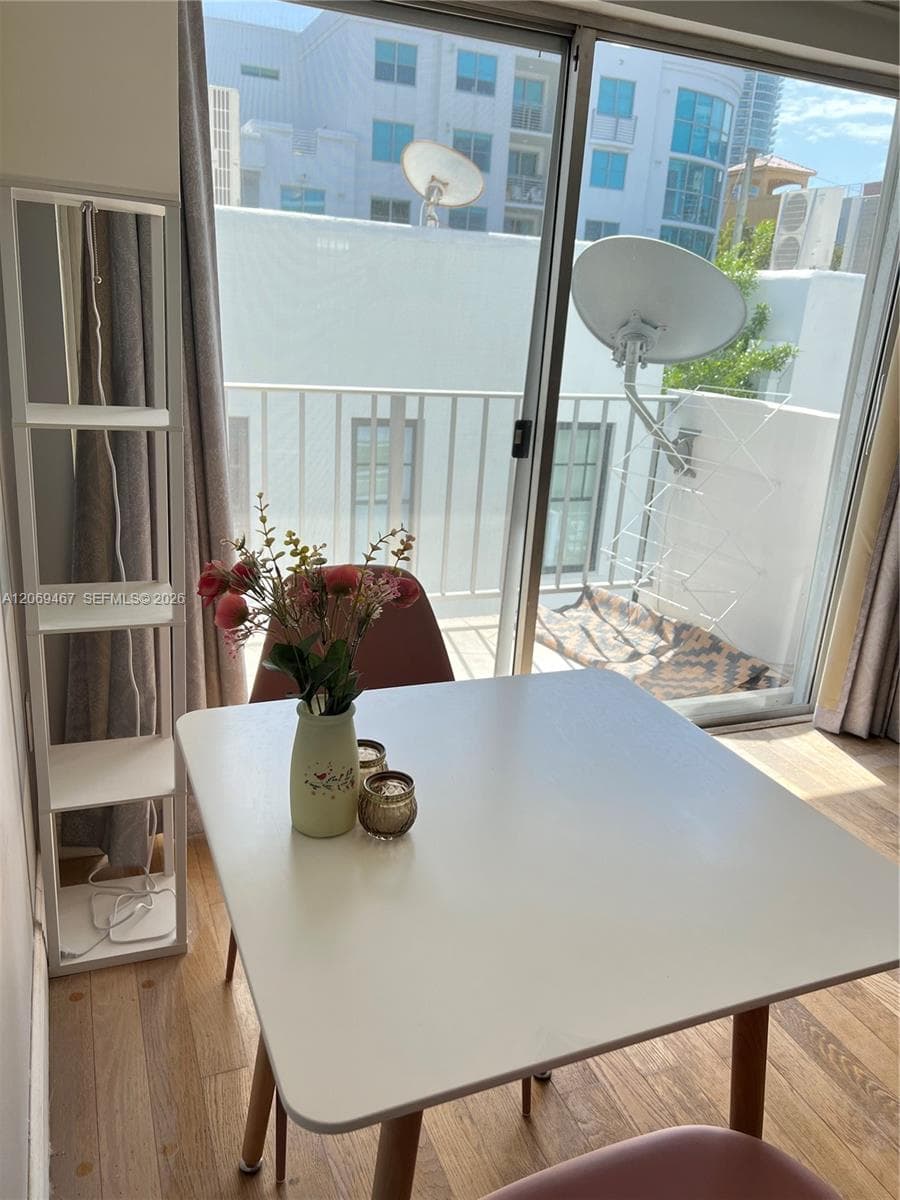 221 Meridian Ave # 305, Miami Beach, FL 33139