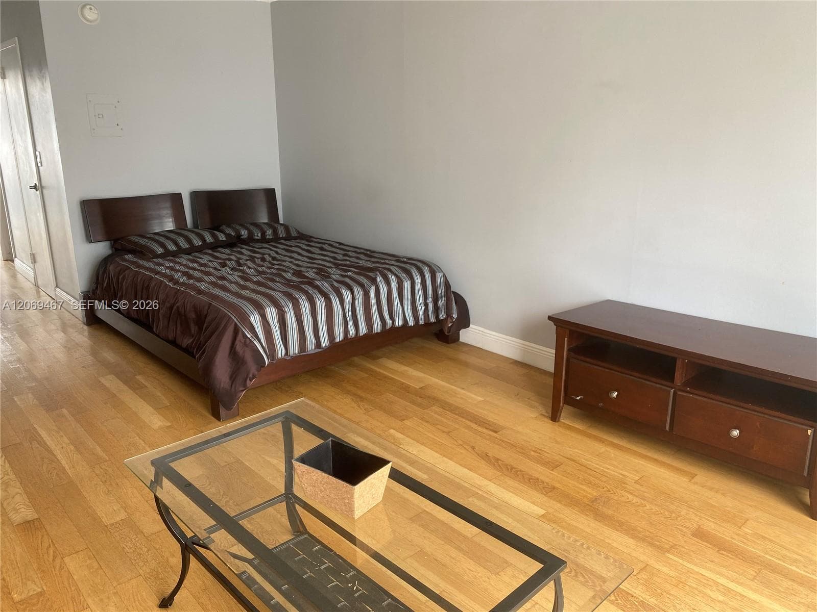 221 Meridian Ave # 305, Miami Beach, FL 33139 photo 4