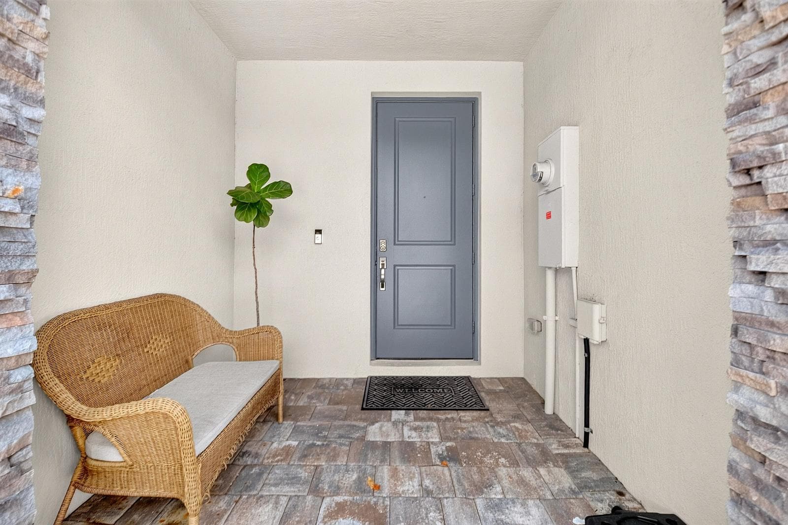 8714 VIA MAR ROSSO, Lake Worth, FL 33467 photo 2