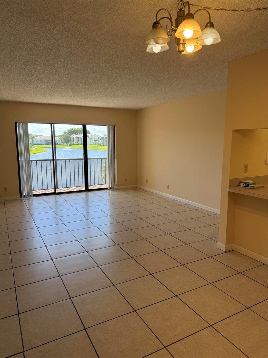 1110 GREEN PINE Boulevard # C2, West Palm Beach, FL 33409 photo 2