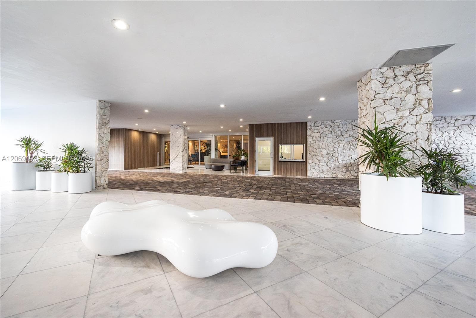 11 Island Ave # 906, Miami Beach, FL 33139 photo 2