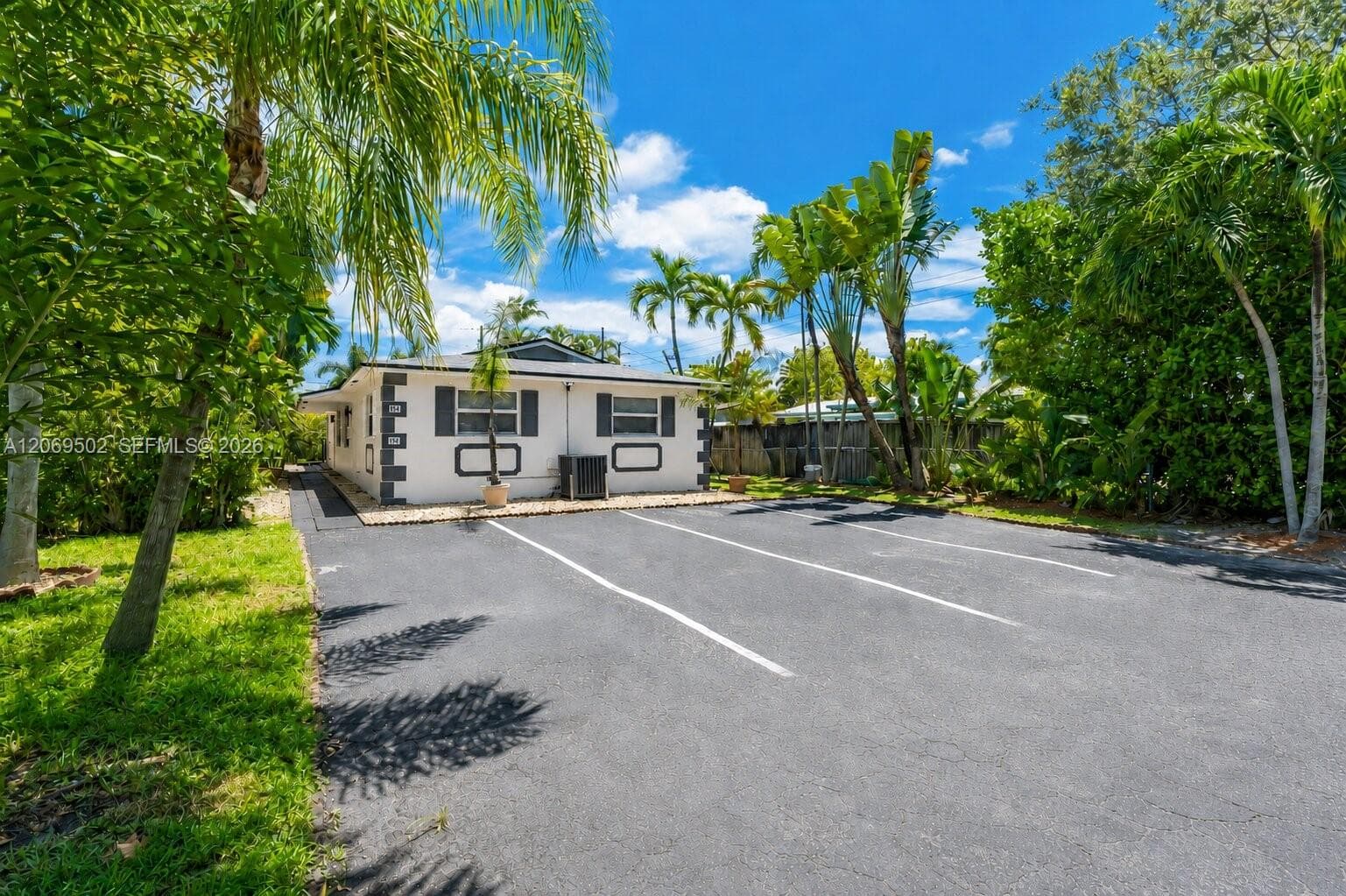 850 SW 12th Ct # 850, Fort Lauderdale, FL 33315