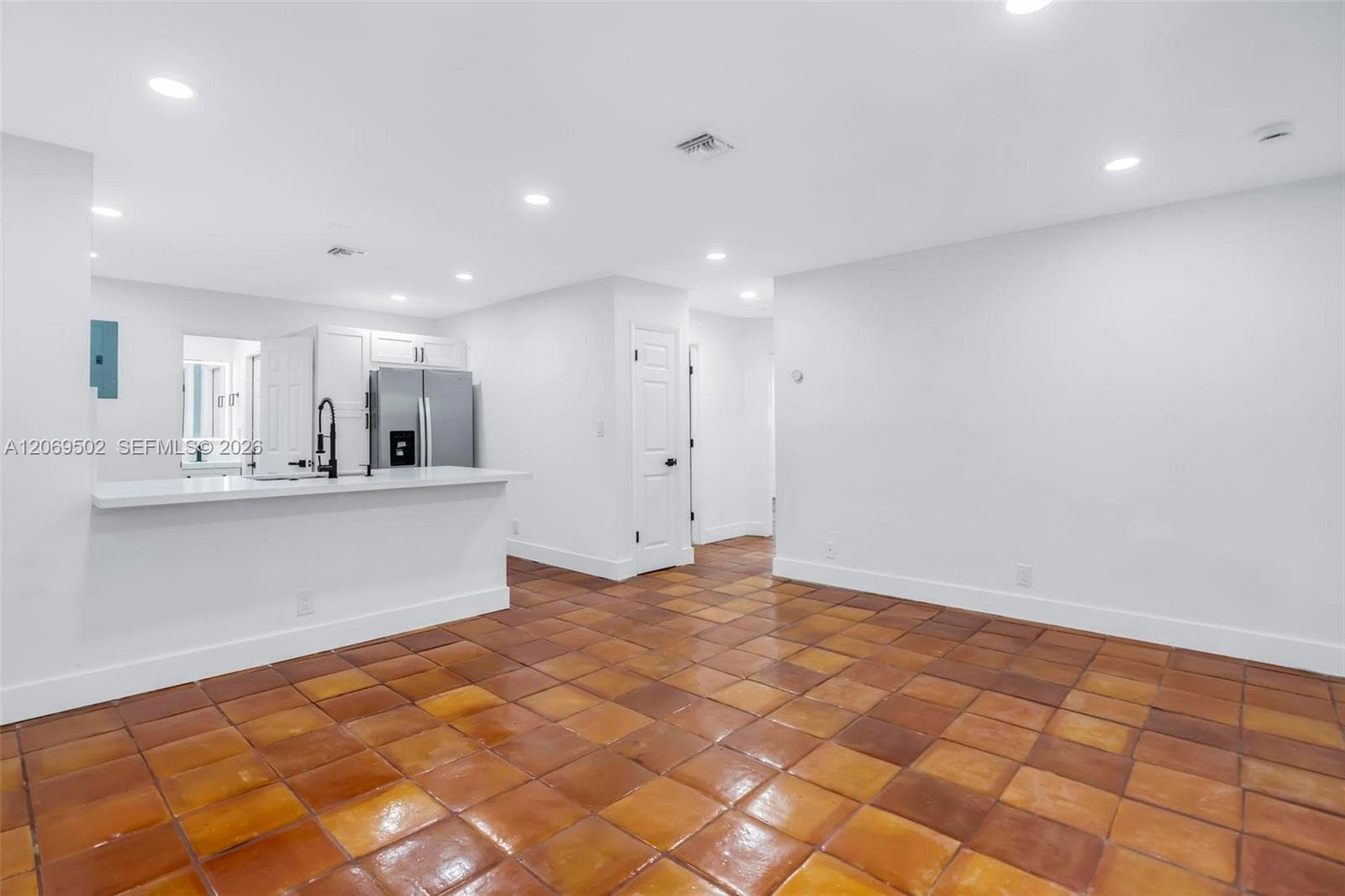 850 SW 12th Ct # 850, Fort Lauderdale, FL 33315 photo 4