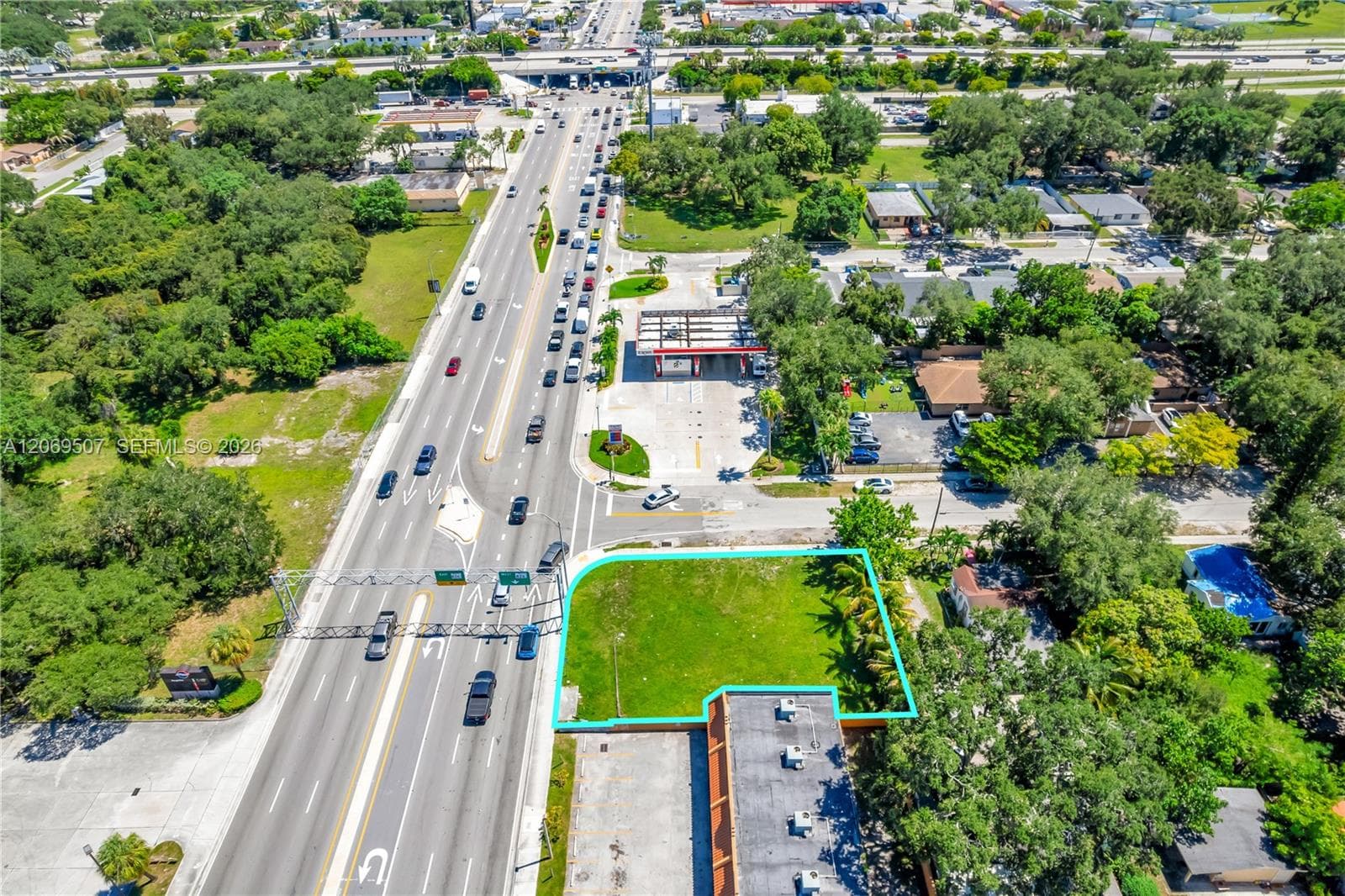 16910 NW 27th Ave, Miami Gardens, FL 33056 photo 2