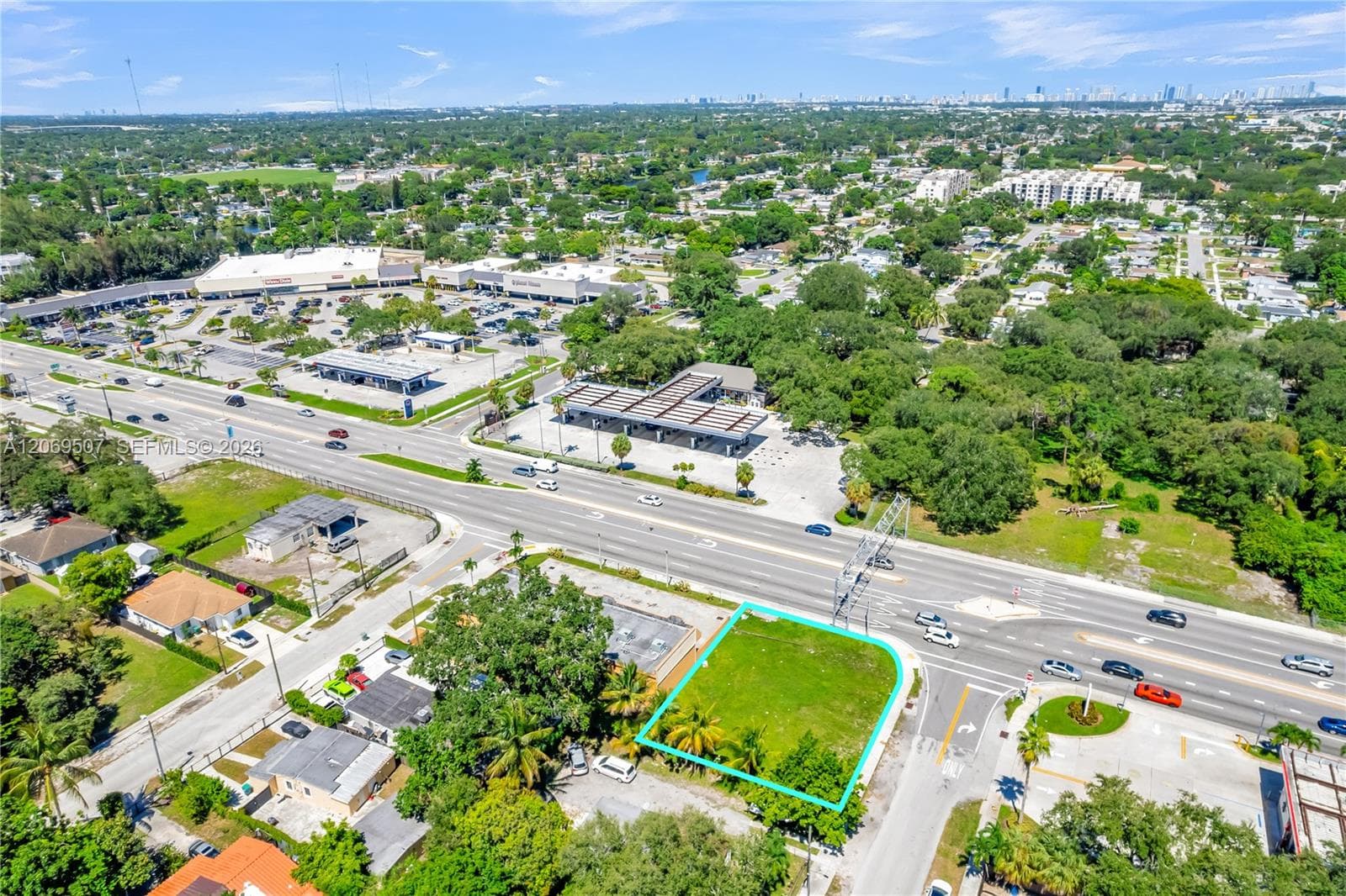 16910 NW 27th Ave, Miami Gardens, FL 33056 photo 4