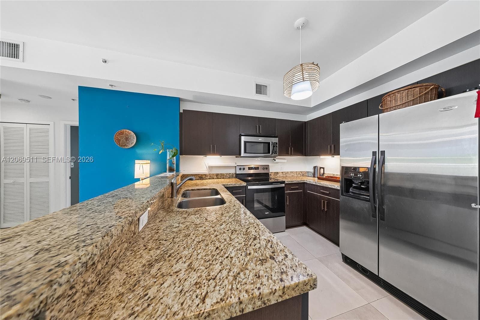 2020 Prairie Ave # 302, Miami Beach, FL 33139 photo 2