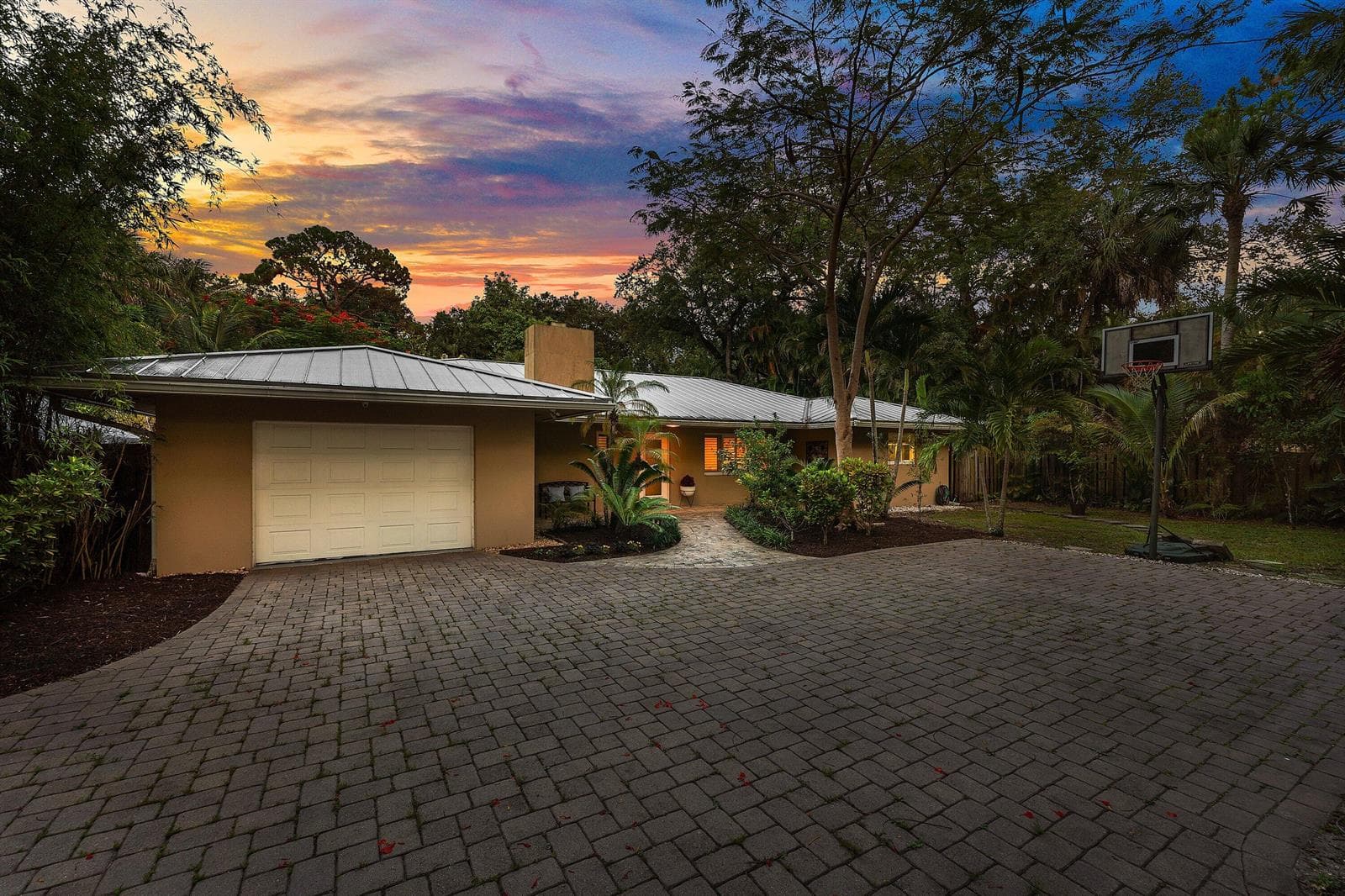 2130 SW 27TH Terrace, Fort Lauderdale, FL 33312 photo 2