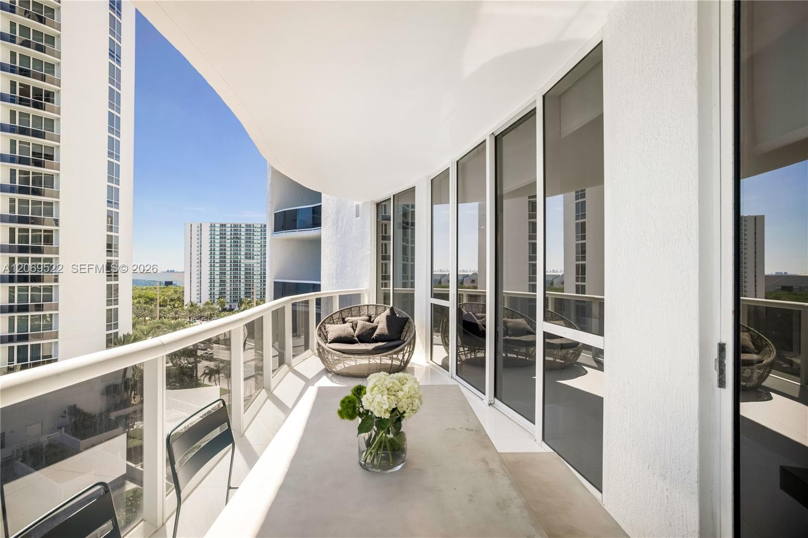 15901 Collins Ave # 707, Sunny Isles Beach, FL 33160 photo 2