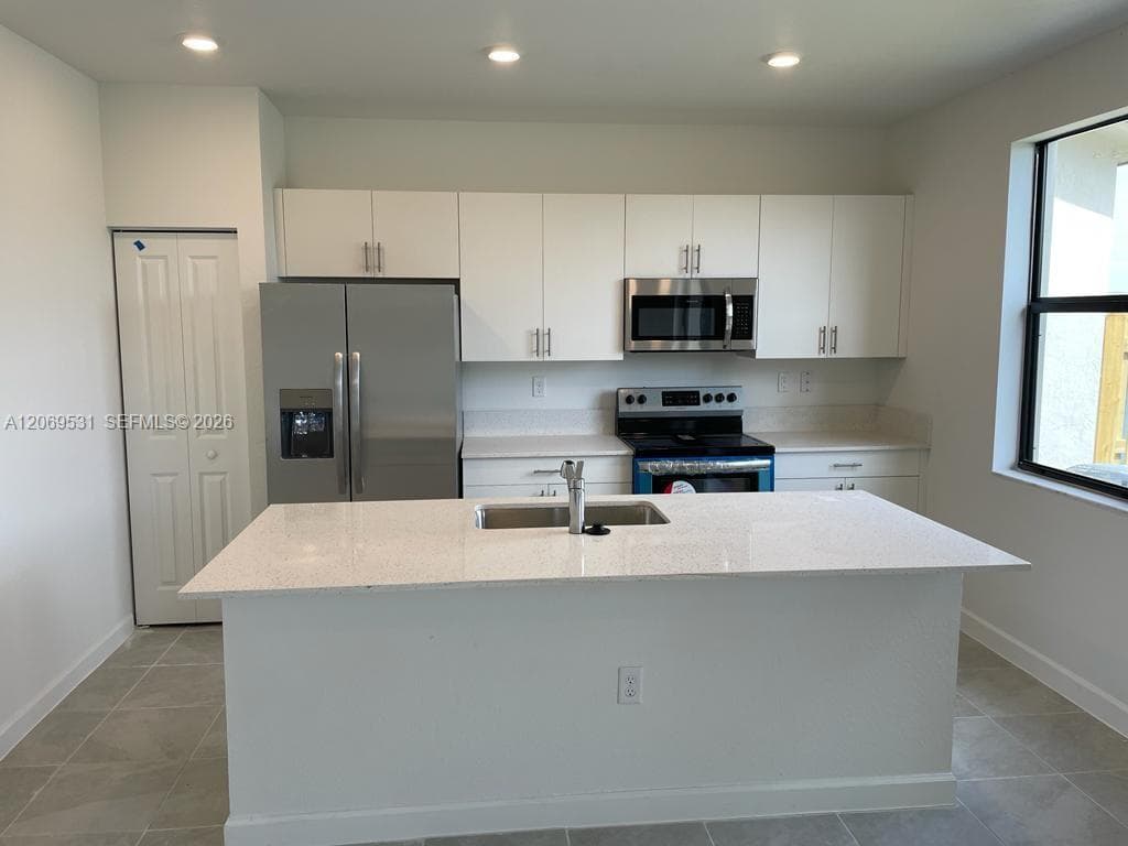 10007 SW 231 Ln, Miami, FL 33190 photo 3