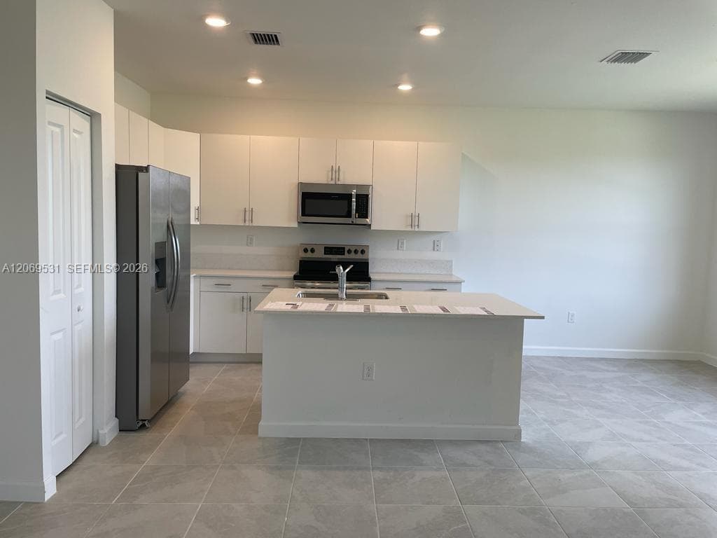 10007 SW 231 Ln, Miami, FL 33190 photo 5