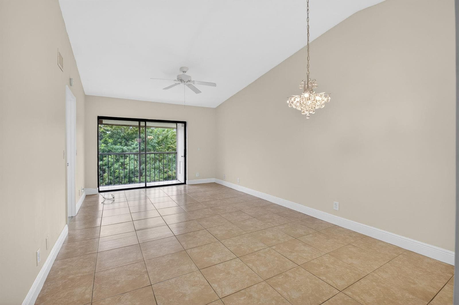 21943 REMSEN Terrace # 207, Boca Raton, FL 33433